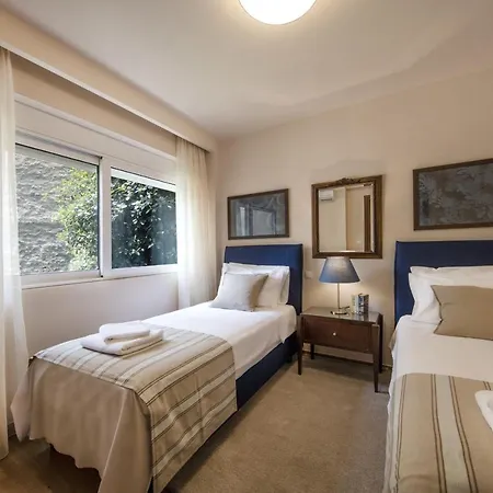2 Bedroom Flat Next To Acropolis Apartment