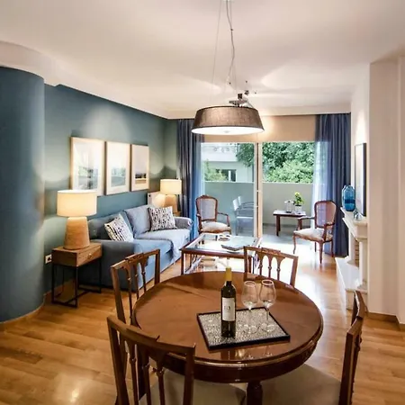 2 Bedroom Flat Next To Acropolis